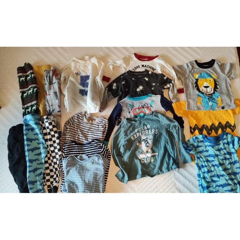 Huge 43pcs of 12-18m baby infant toddler Clothing Lot bundle assorted